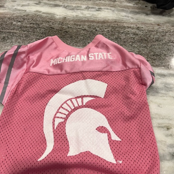 Other - Light pink doggy Michigan State jersey shirt